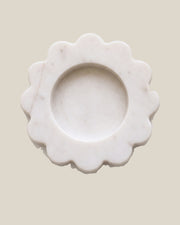 ATOMS Mini Sun Tray in White Thassos, near-top view on BONE background; 12.5 cm diameter and 2 cm thick.