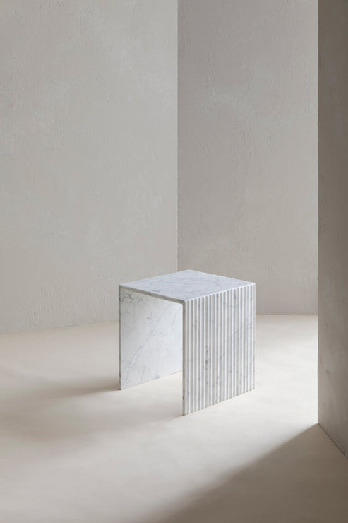 طاولة جانبية FLUTED Side Table