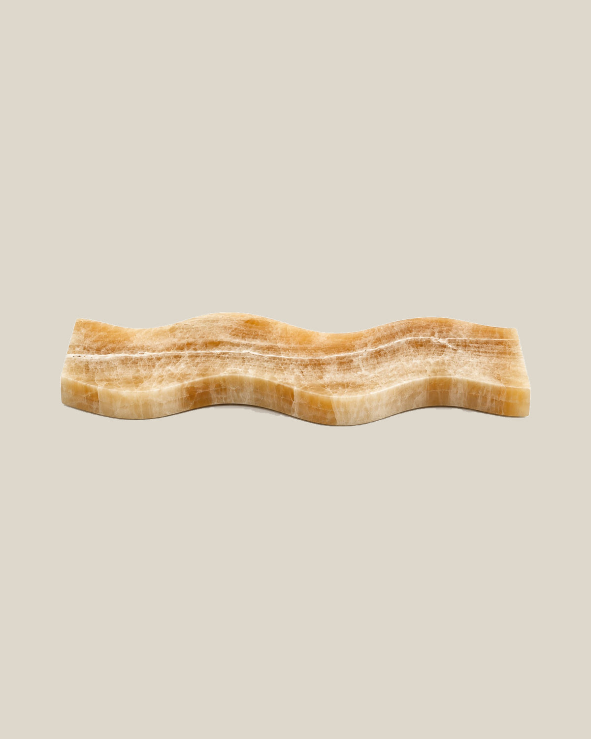 ATOMS Sezy Tray — Honey Gold, low profile on BONE background