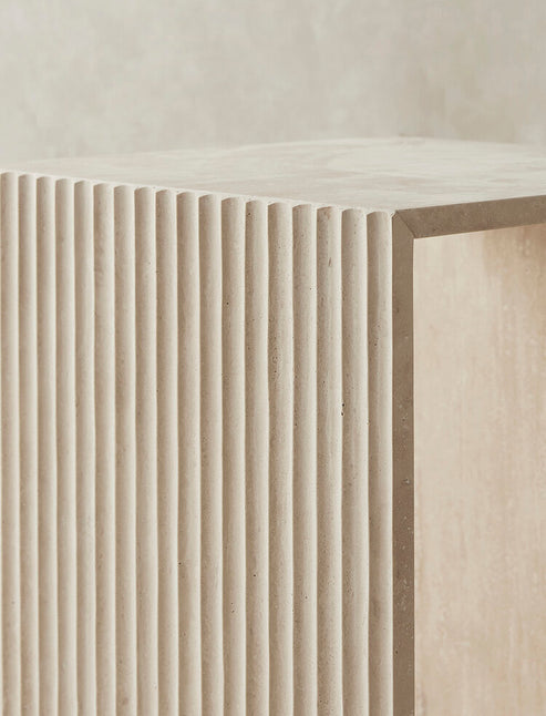 طاولة جانبية FLUTED Side Table