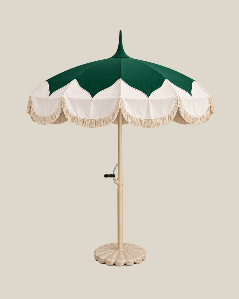 Pointed Scallop Umbrella — Green Front